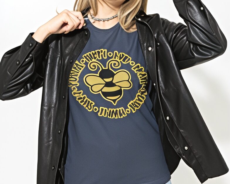 Be-Kind-blue-tshirt_new